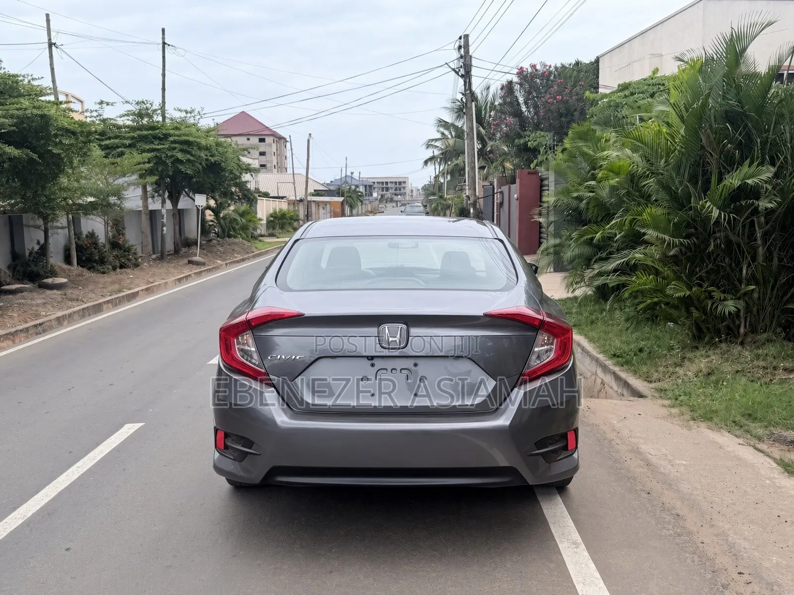 Honda Civic LX 4dr Sedan (2.0L 4cyl) 2016 Gray