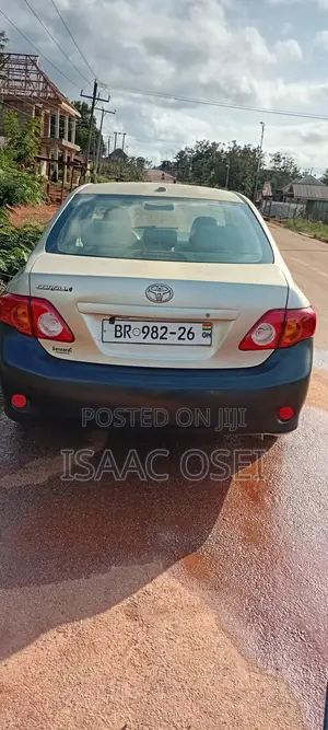 Toyota Corolla LE 4dr Sedan (1.8L 4 cyl 4A) 2009 Silver