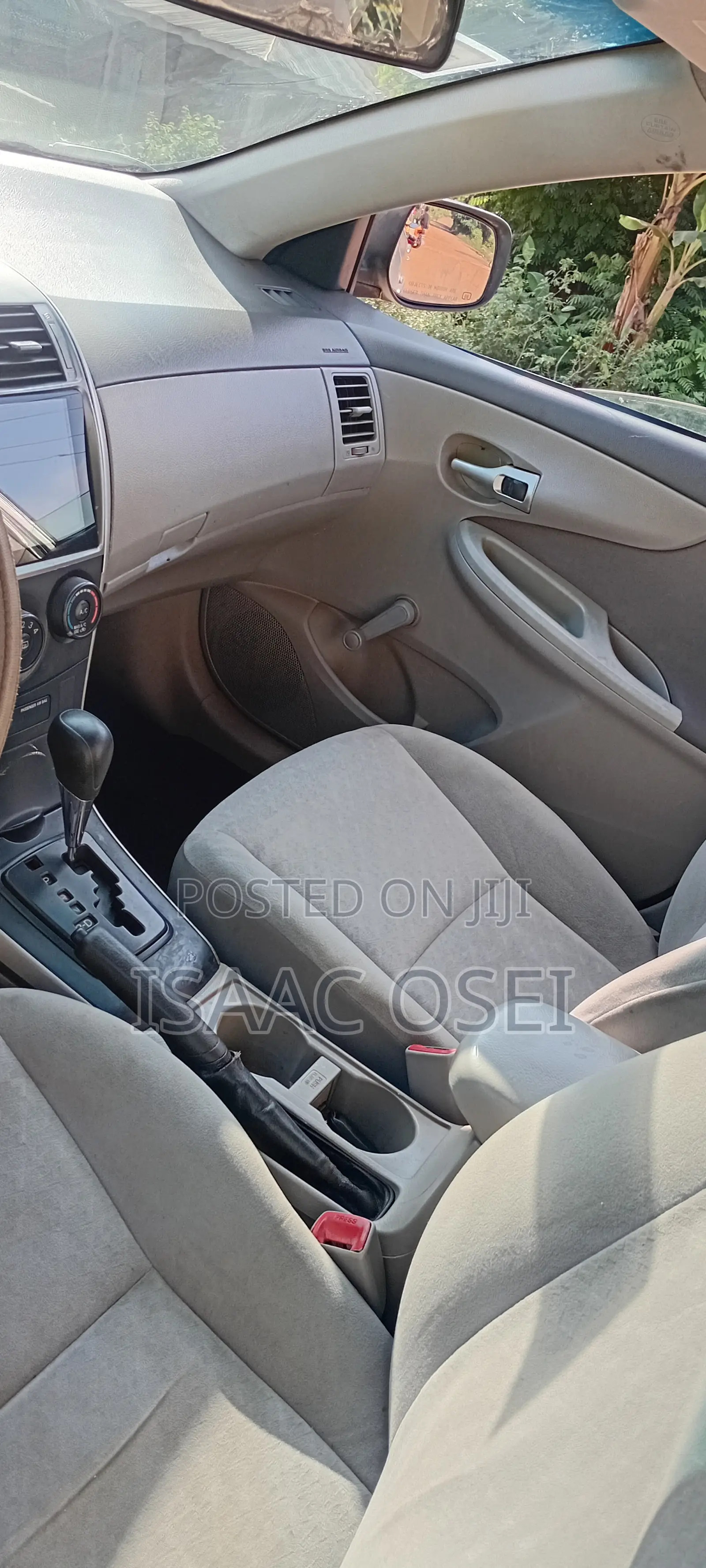 Toyota Corolla LE 4dr Sedan (1.8L 4 cyl 4A) 2009 Silver