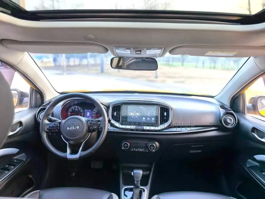 Kia KX1 Fun Sunroof 2021 Yellow