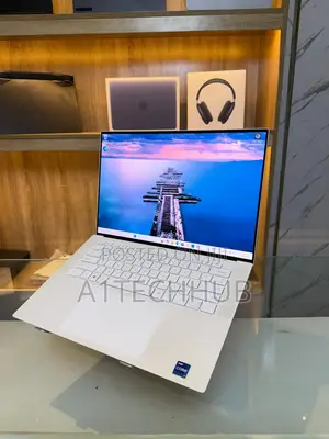 Laptop Dell XPS 15 9520 16GB Intel Core i7 SSD 1T