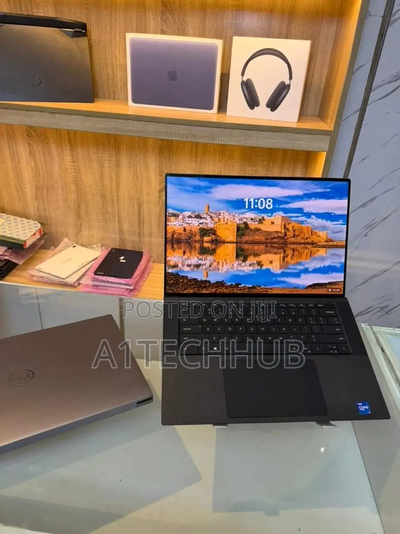 Laptop Dell Precision 5560 16GB Intel Core i7 SSD 512GB