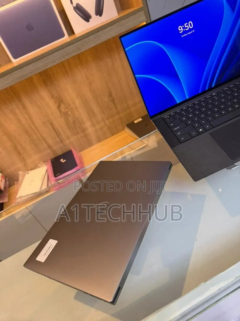 Laptop Dell Precision 5560 16GB Intel Core i7 SSD 512GB