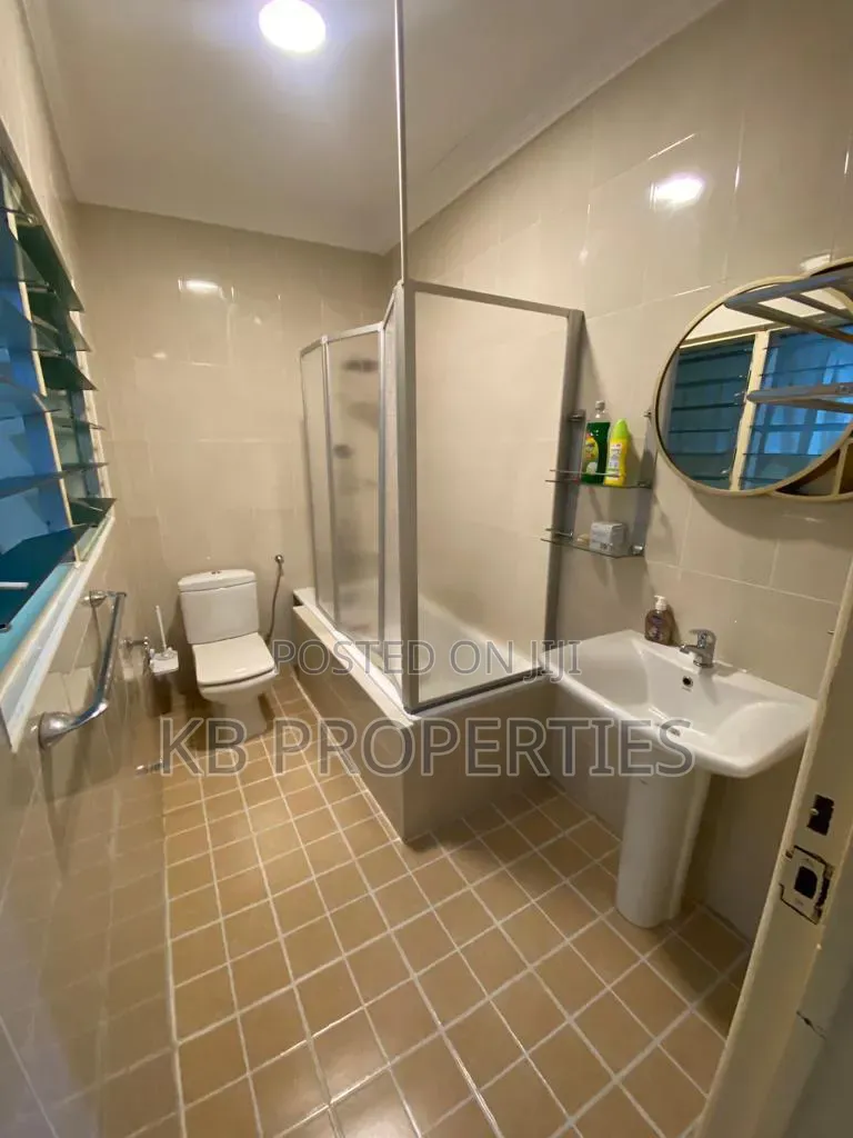 Furnished 5bdrm House in Kb Properties, Baatsona Total for rent