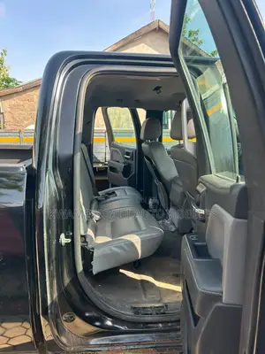 Chevrolet Silverado 1500 2015 Silver