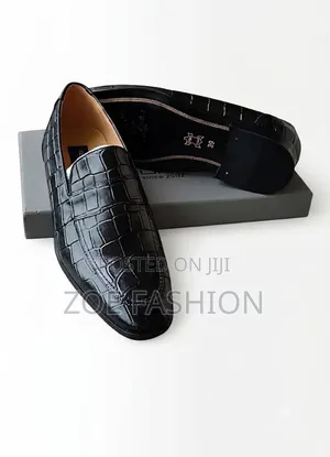 Men's Leather Loafers Shoe (GUCCI)