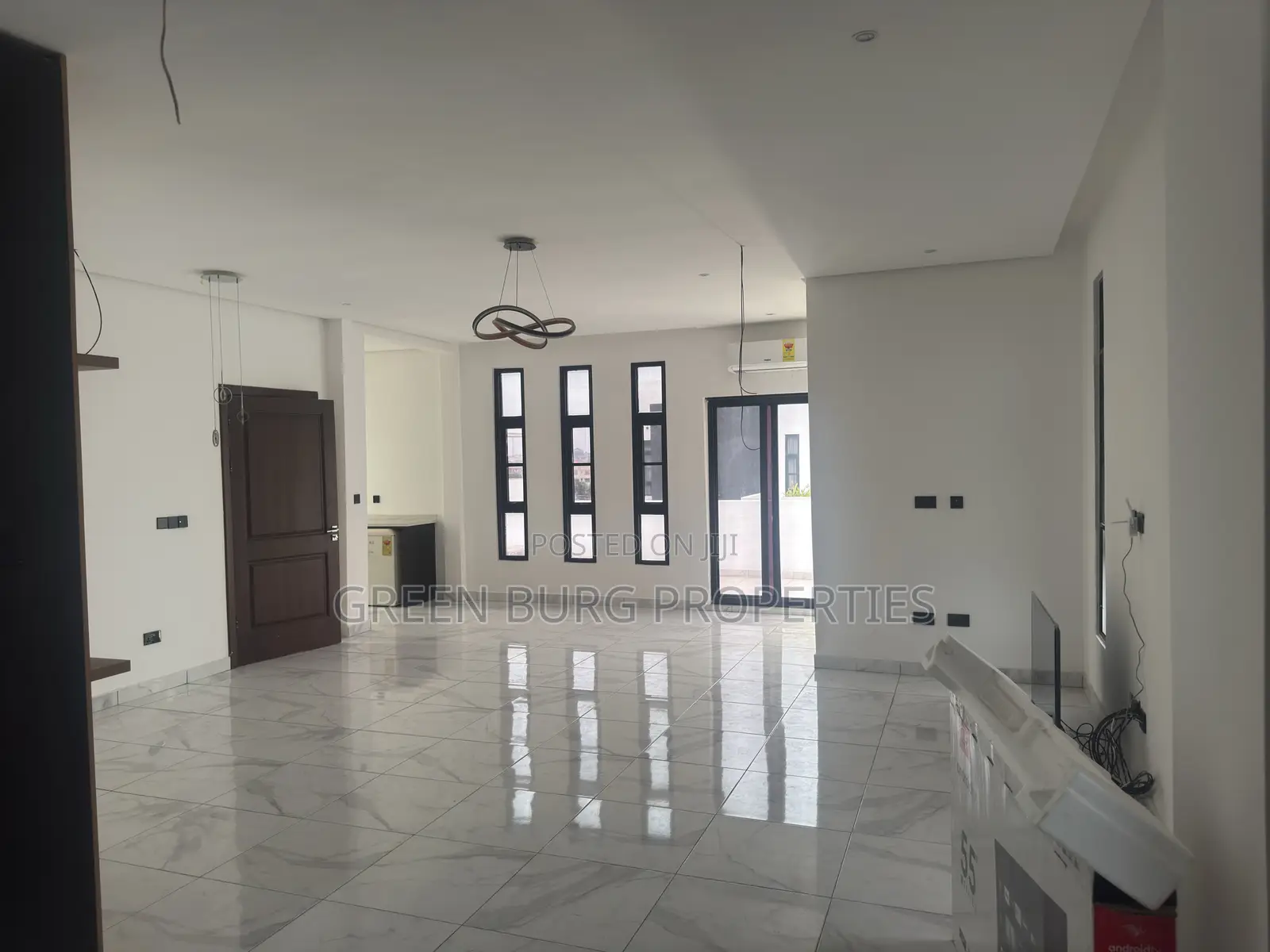 5bdrm House in Green, East Legon for sale