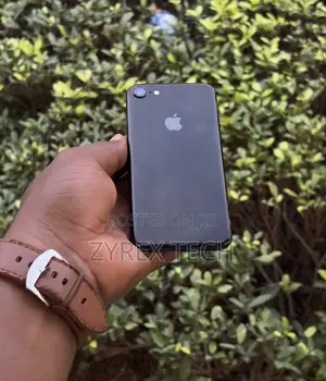 Apple iPhone 7 128 GB Black