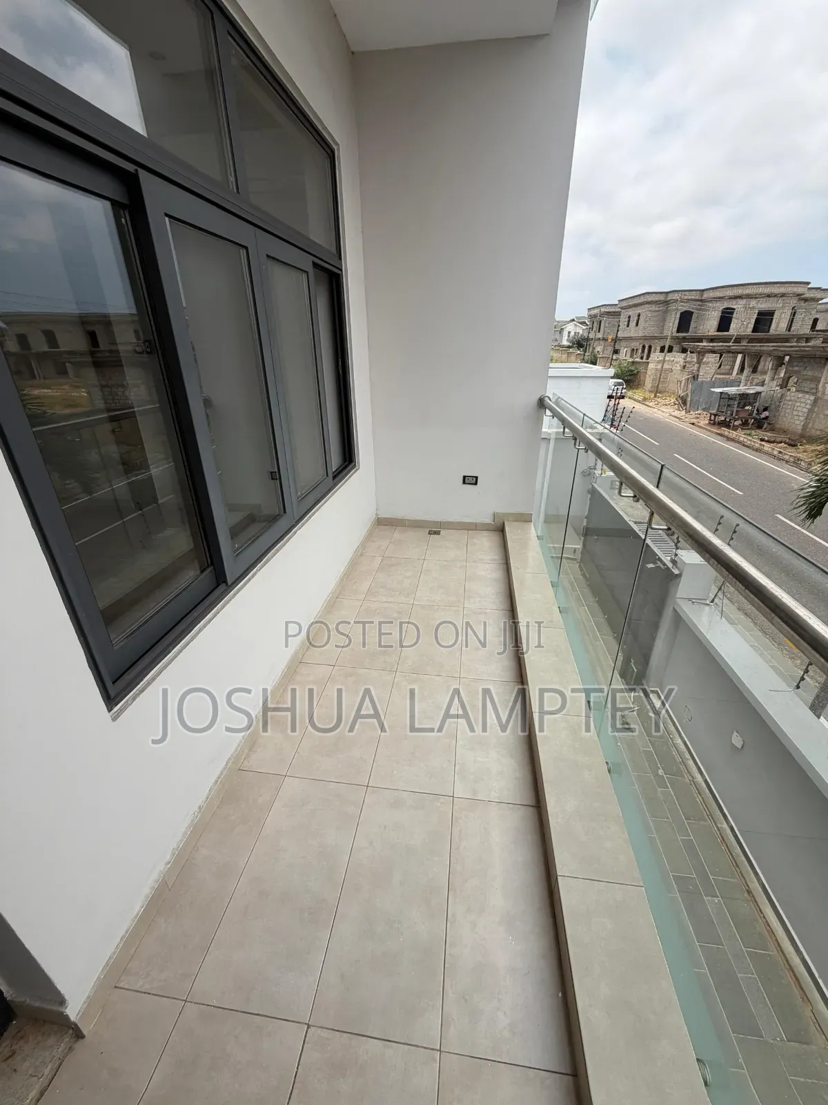 4bdrm House in East Legon A&C, A&C Mall Area for rent