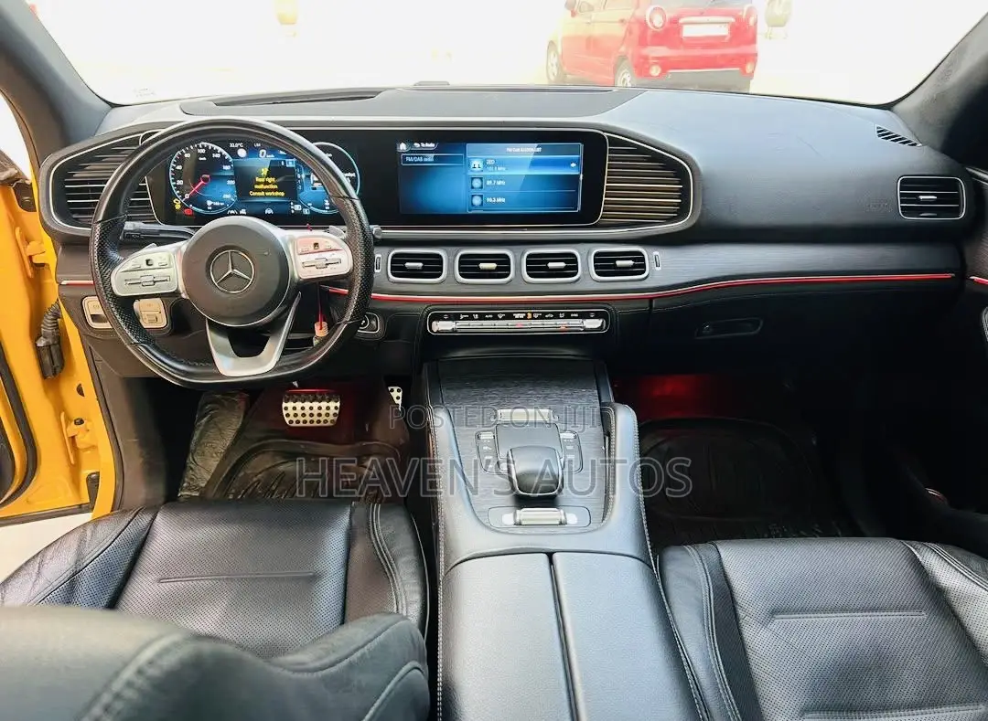 New Mercedes-Benz GLE-Class AMG GLE 53 4MATIC 2022 Yellow