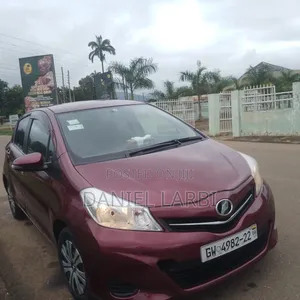 Toyota Vitz 2012 Burgundy