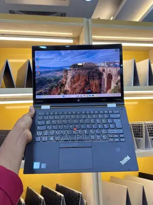 Laptop Lenovo ThinkPad X1 Yoga 8GB Intel Core i5 SSD 256GB