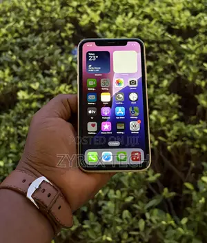 Apple iPhone XR 64 GB Yellow