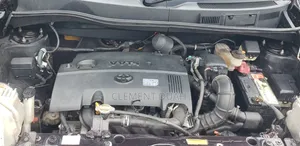 Toyota Sienta 2012
