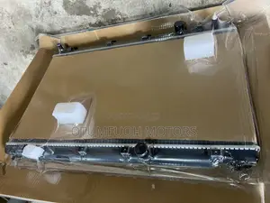 Honda CR-V 2017 2018 2019 2021 2022 Radiator ( Water Tank)