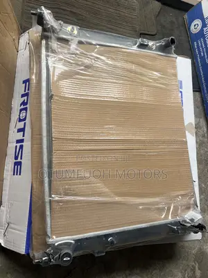 Nissan Versa 2012 2013 2014 2015 2016-2019 Radiator (Water Tank)