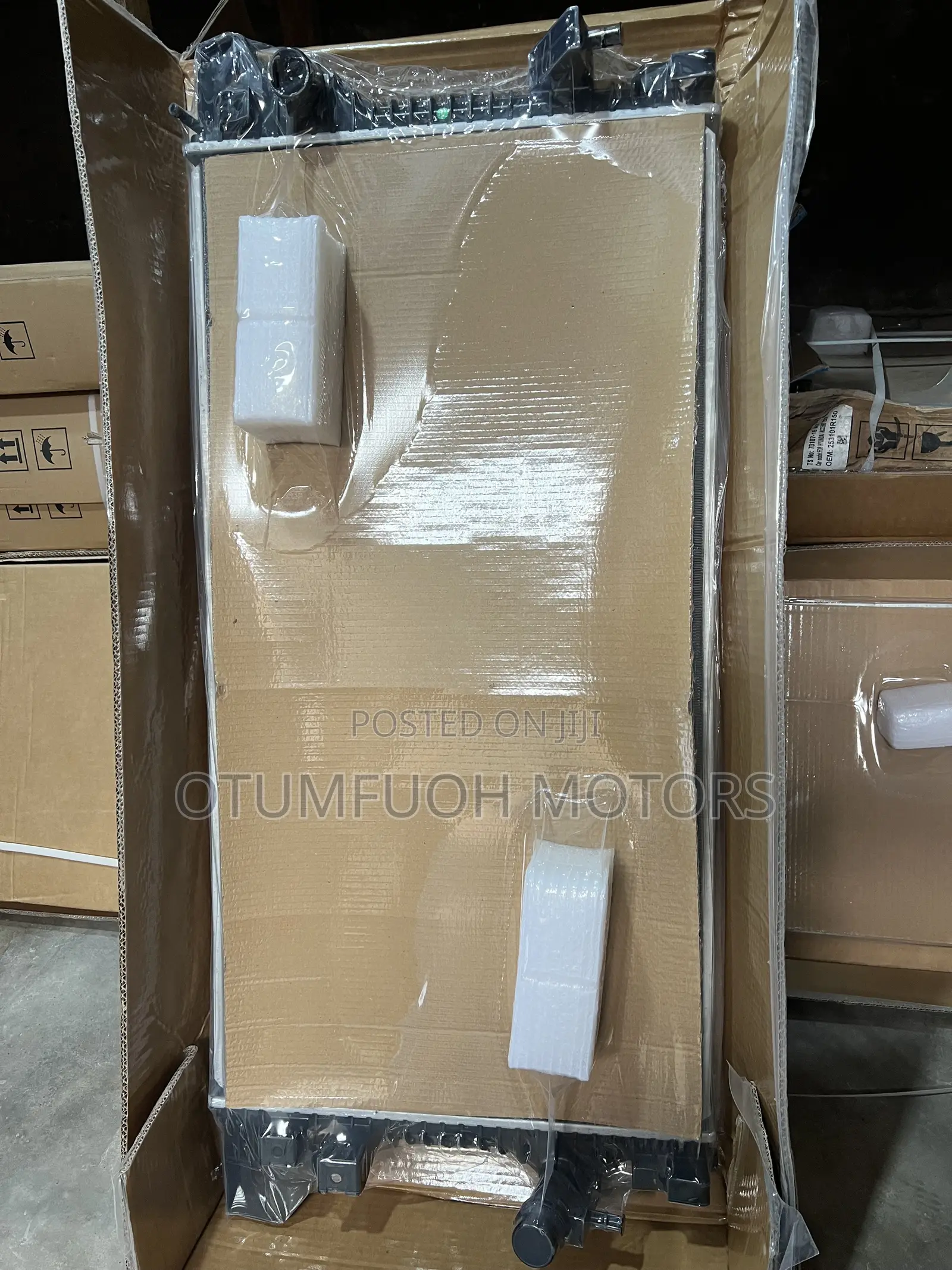 Ford F-150 2023 2024 2025 Radiator (Water Tank)
