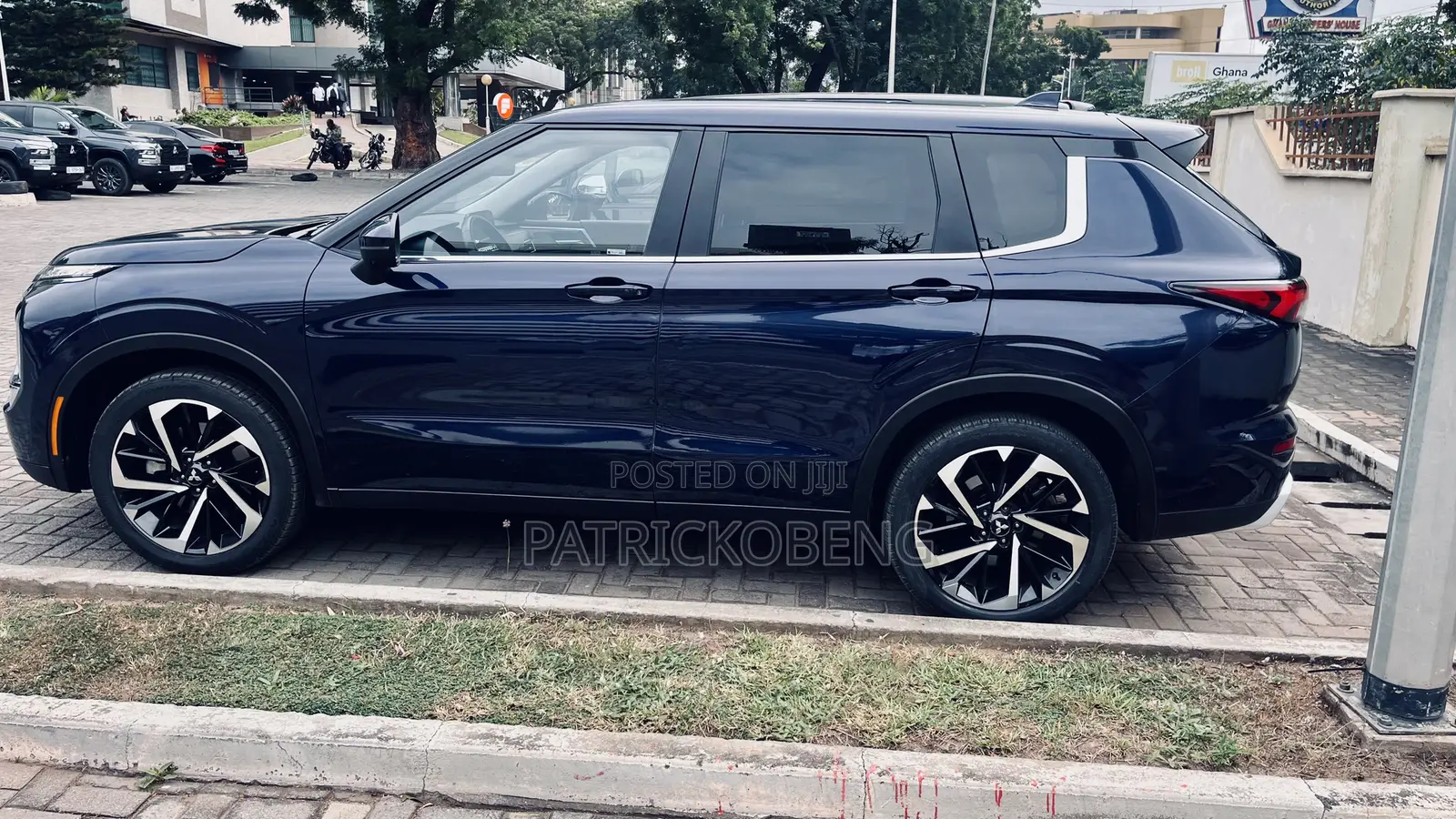 Mitsubishi Outlander SEL 2022 Blue