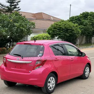 Toyota Vitz 1.3 FWD 5dr 2015 Pink