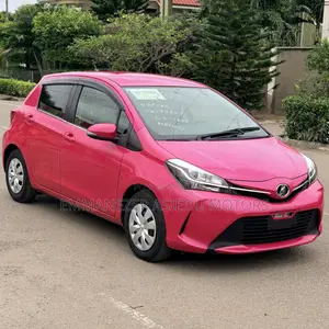 Toyota Vitz 1.3 FWD 5dr 2015 Pink