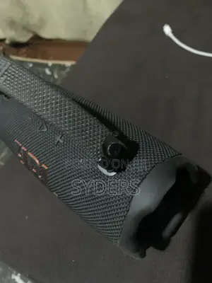 JBL Charge 5