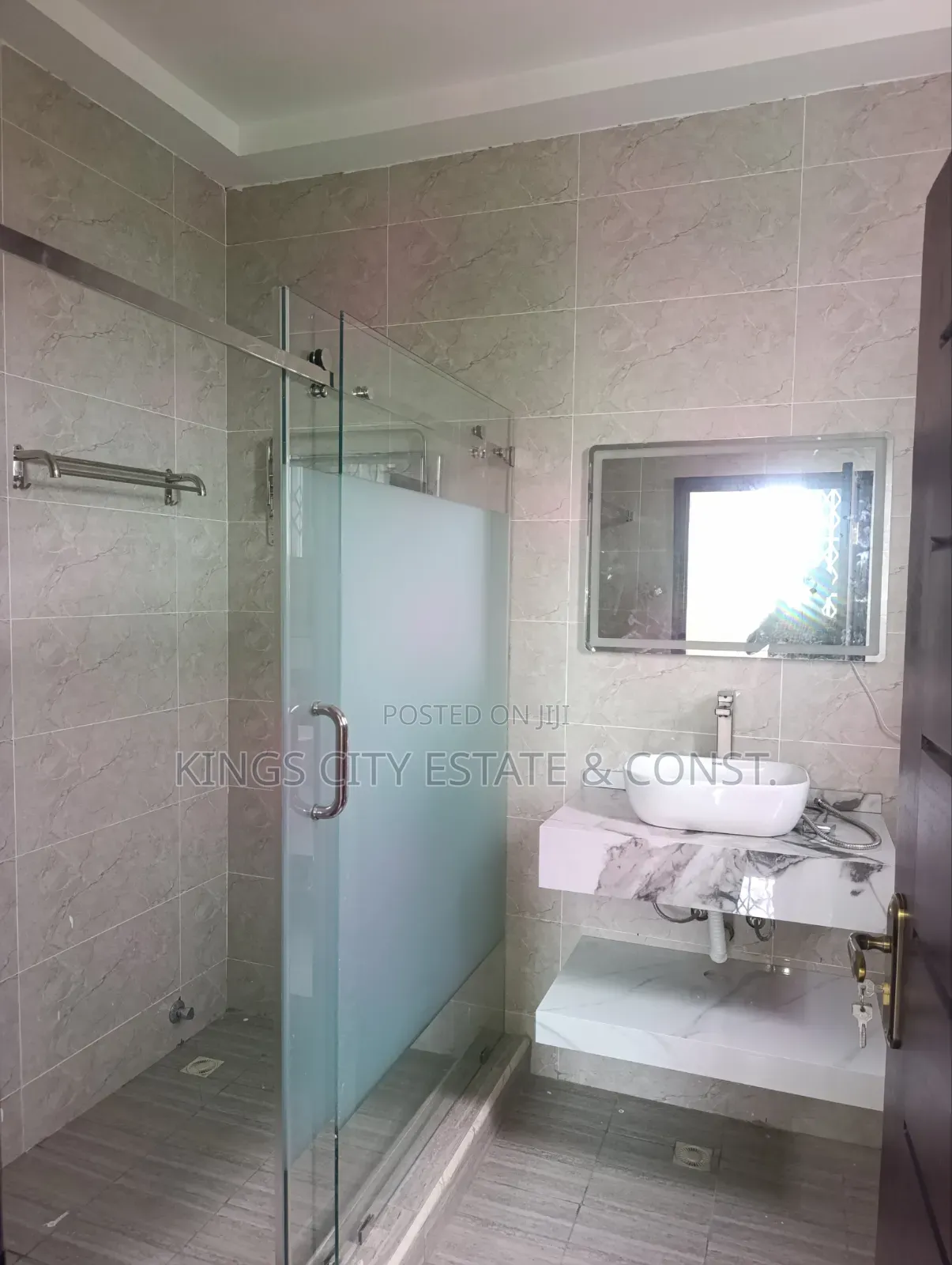 2bdrm Apartment in Kings City Estate., Papaye for rent