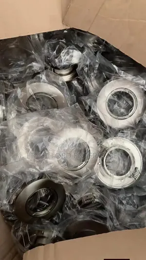 ZBTB-567)))Anti Corrosion Fittings mR16/Gu10 Feetings