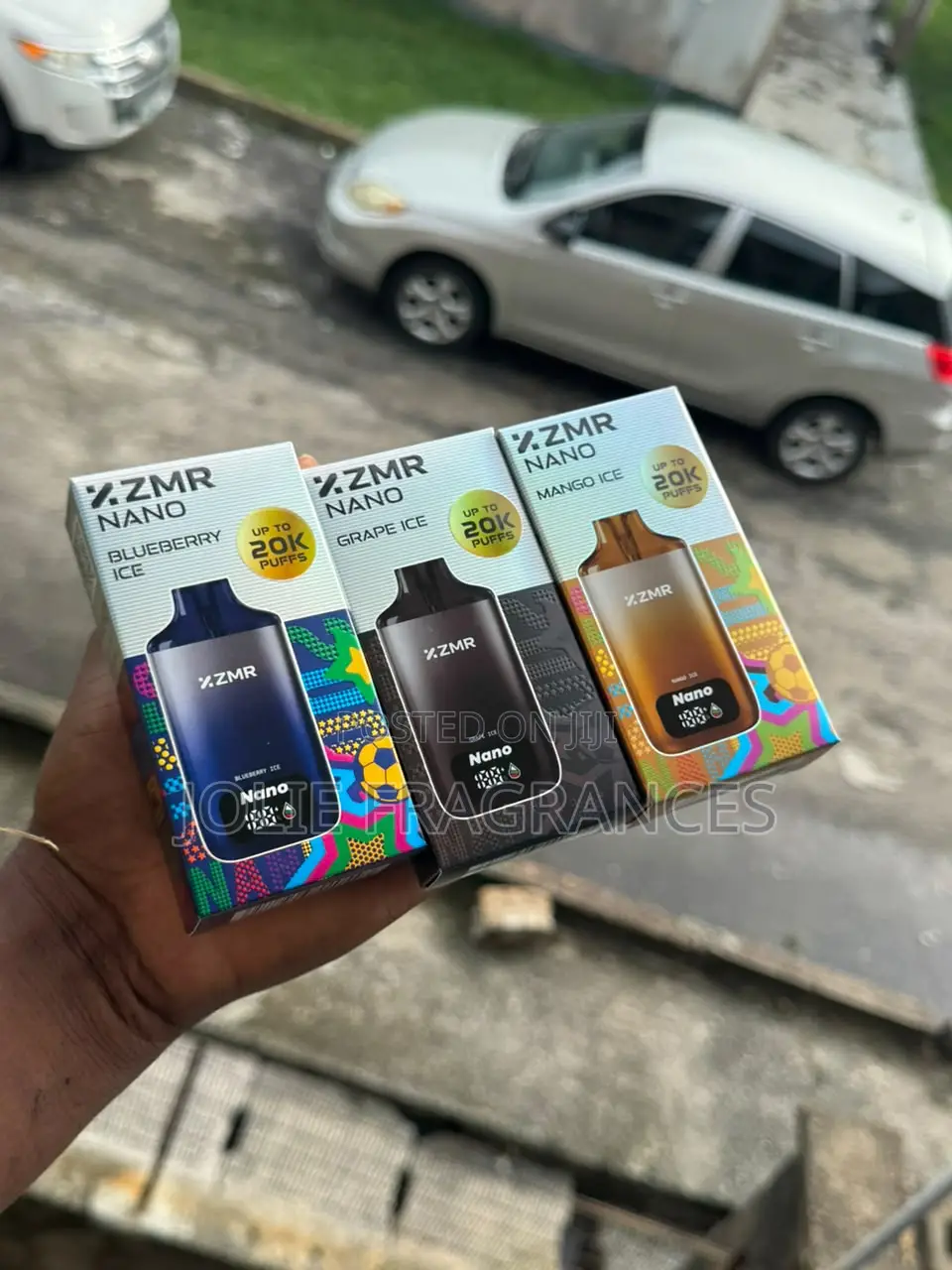 ZMR Nano Puffs Rechargeable Vape