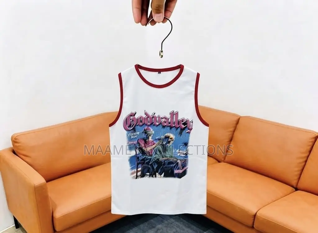 Men’s Graphic Tank Tops – Trendy Sleeveless Tees