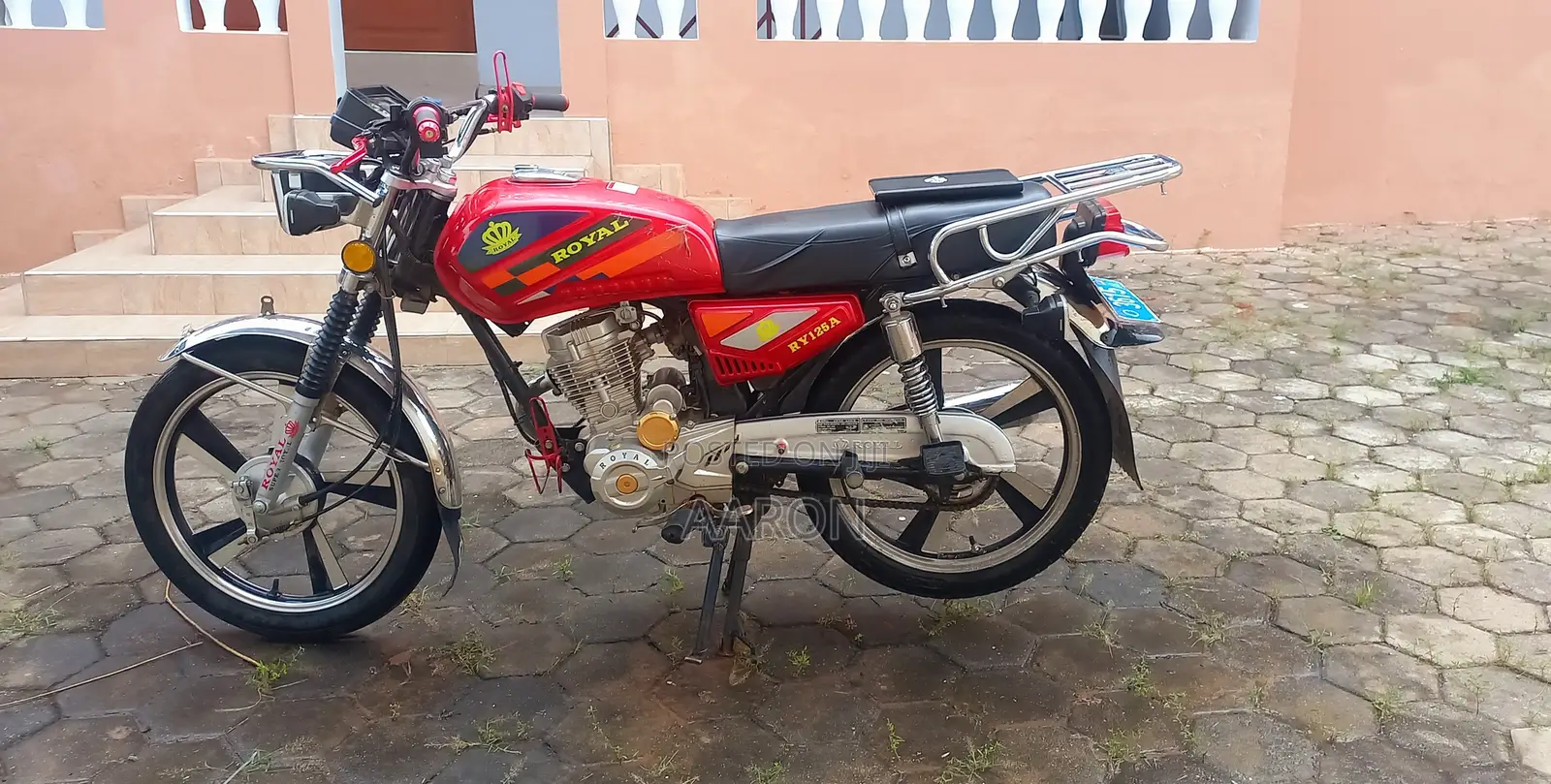 Royal RY125 2025 Red