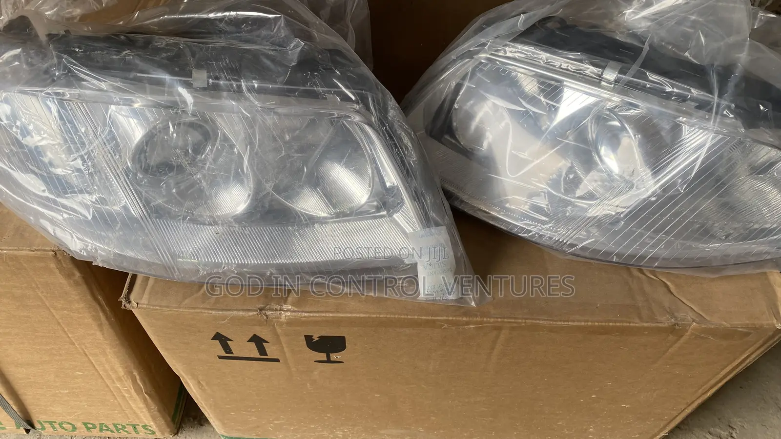 VW Passa 1998 Headlight Pair