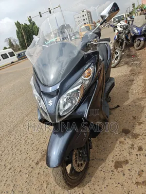 Suzuki Burgman 2013 Gray