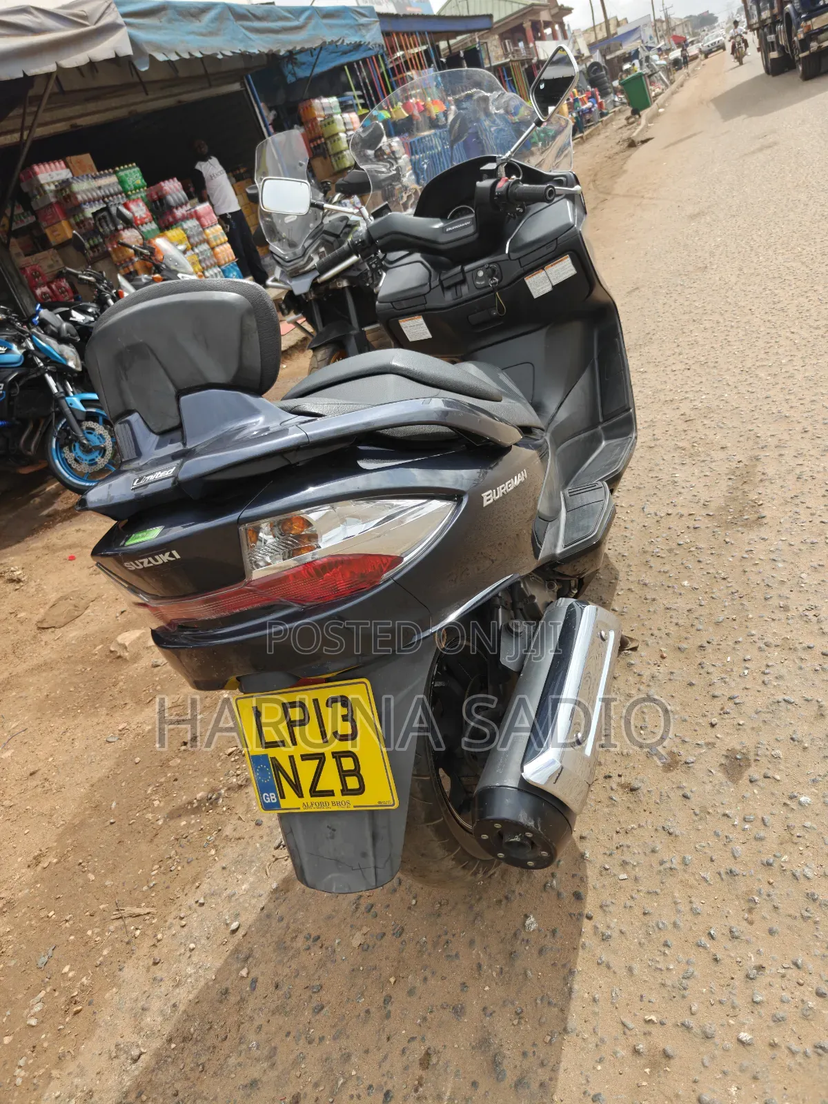 Suzuki Burgman 2013 Gray