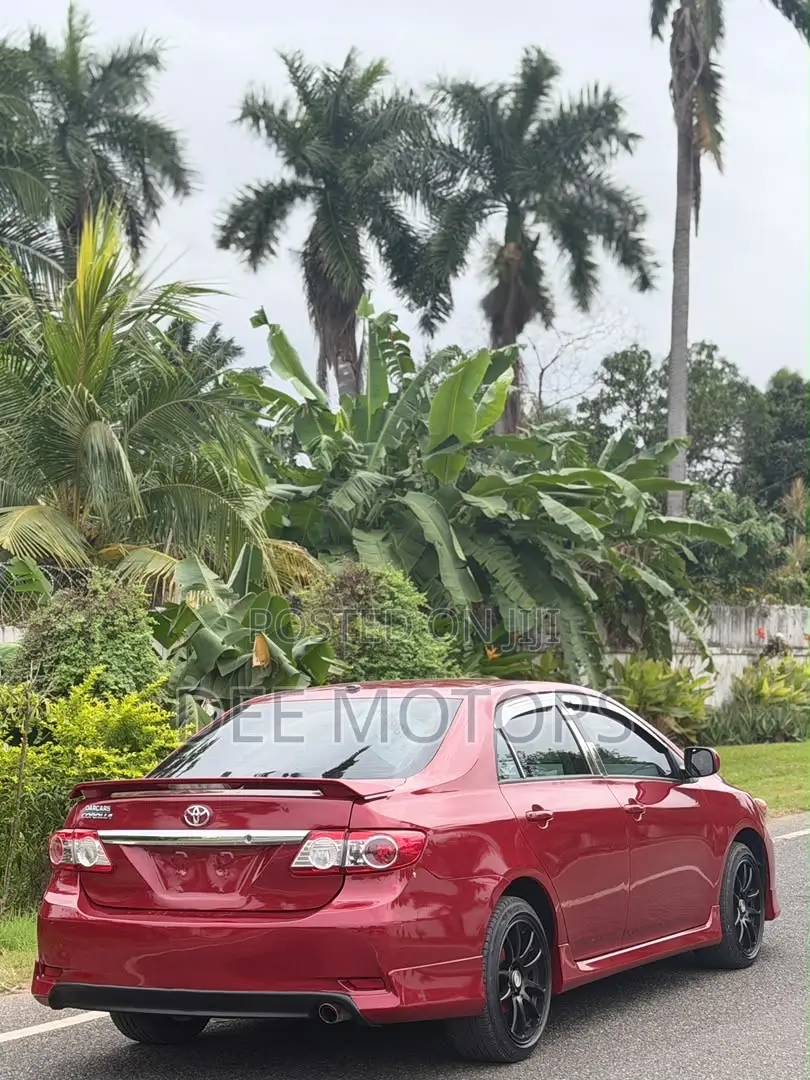 Toyota Corolla S 4dr Sedan (1.8L 4cyl 4A) 2013 Burgundy