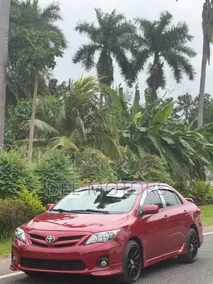 Toyota Corolla S 4dr Sedan (1.8L 4cyl 4A) 2013 Burgundy