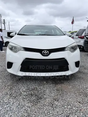 Toyota Corolla LE Premium 4dr Sedan (1.8L 4cyl CVT) 2014 White
