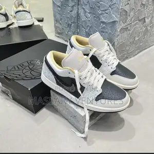Air Jordan 1 Low SE