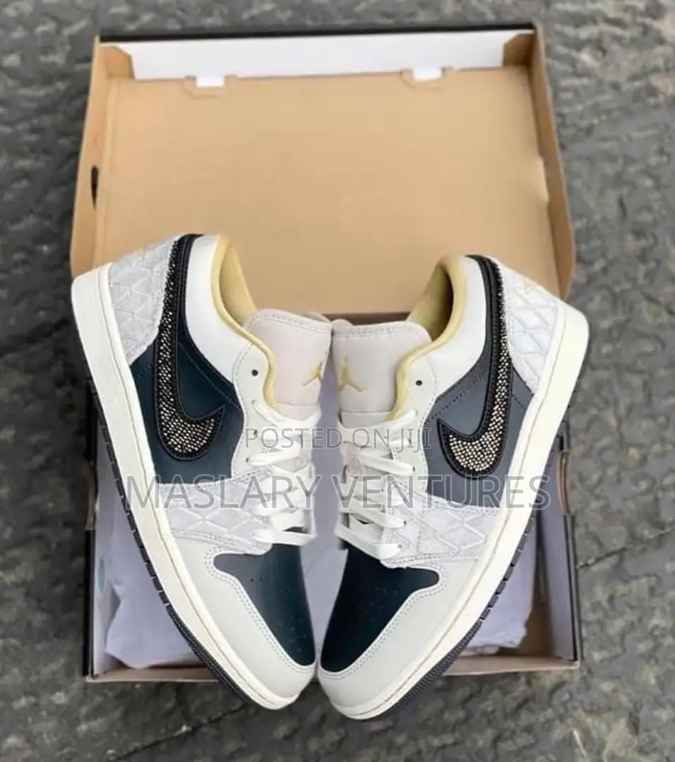 Air Jordan 1 Low SE