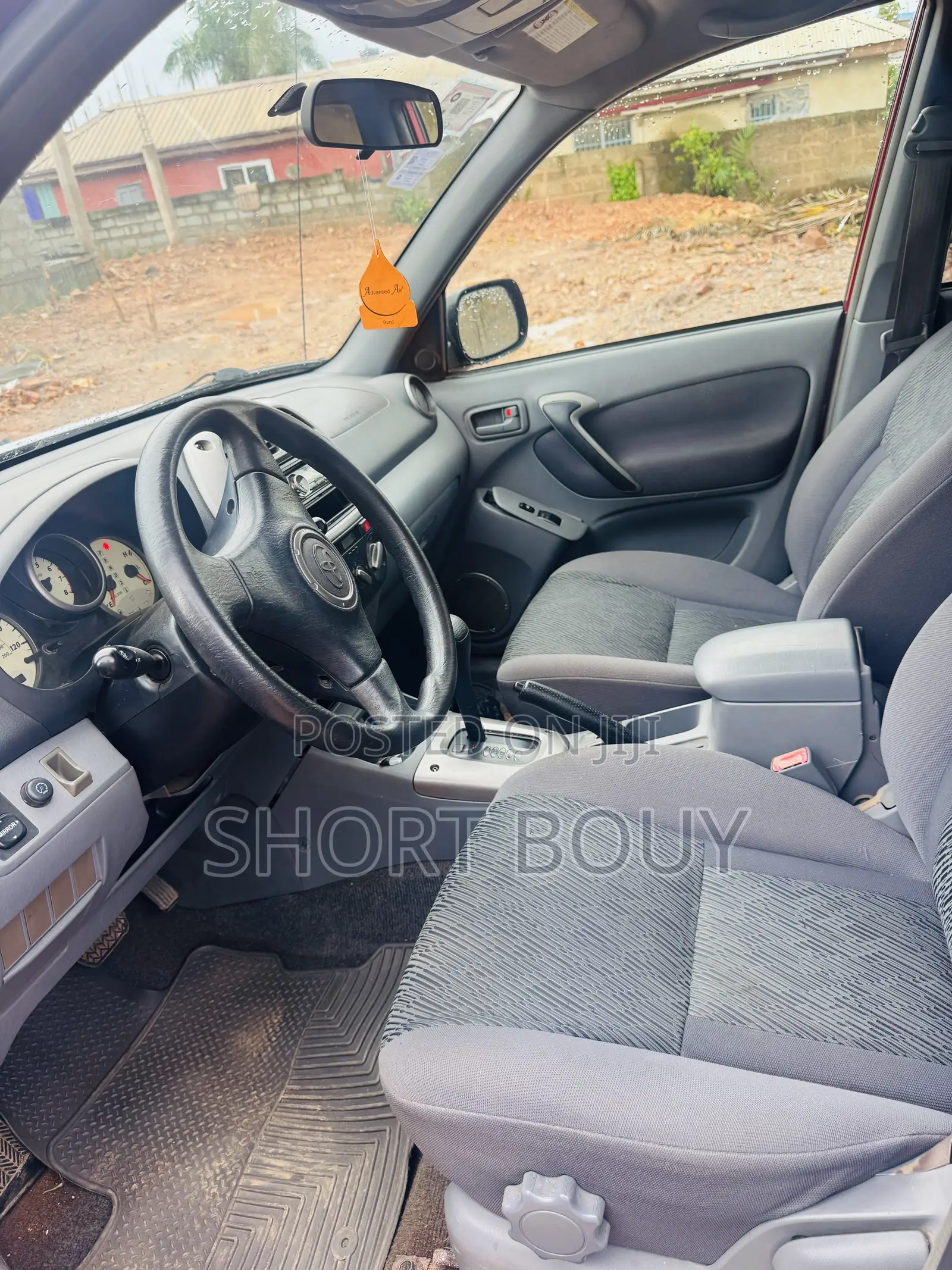 Toyota RAV4 2.0 Automatic 2005 Red