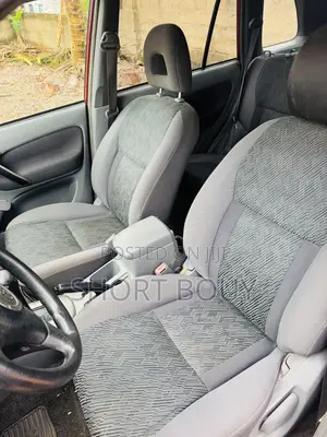 Toyota RAV4 2.0 Automatic 2005 Red