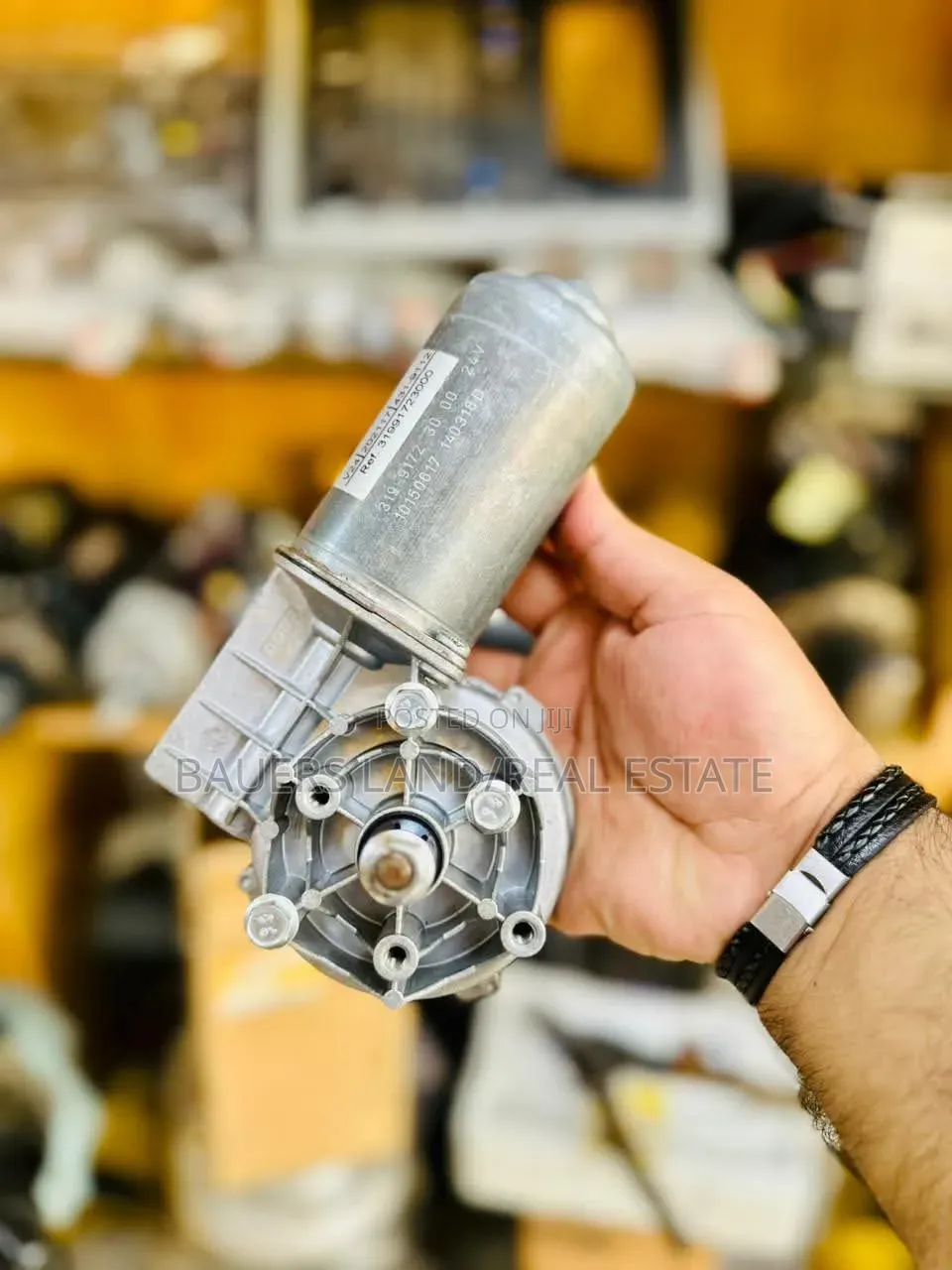 Wheel Loader
 Window Wiper Motor