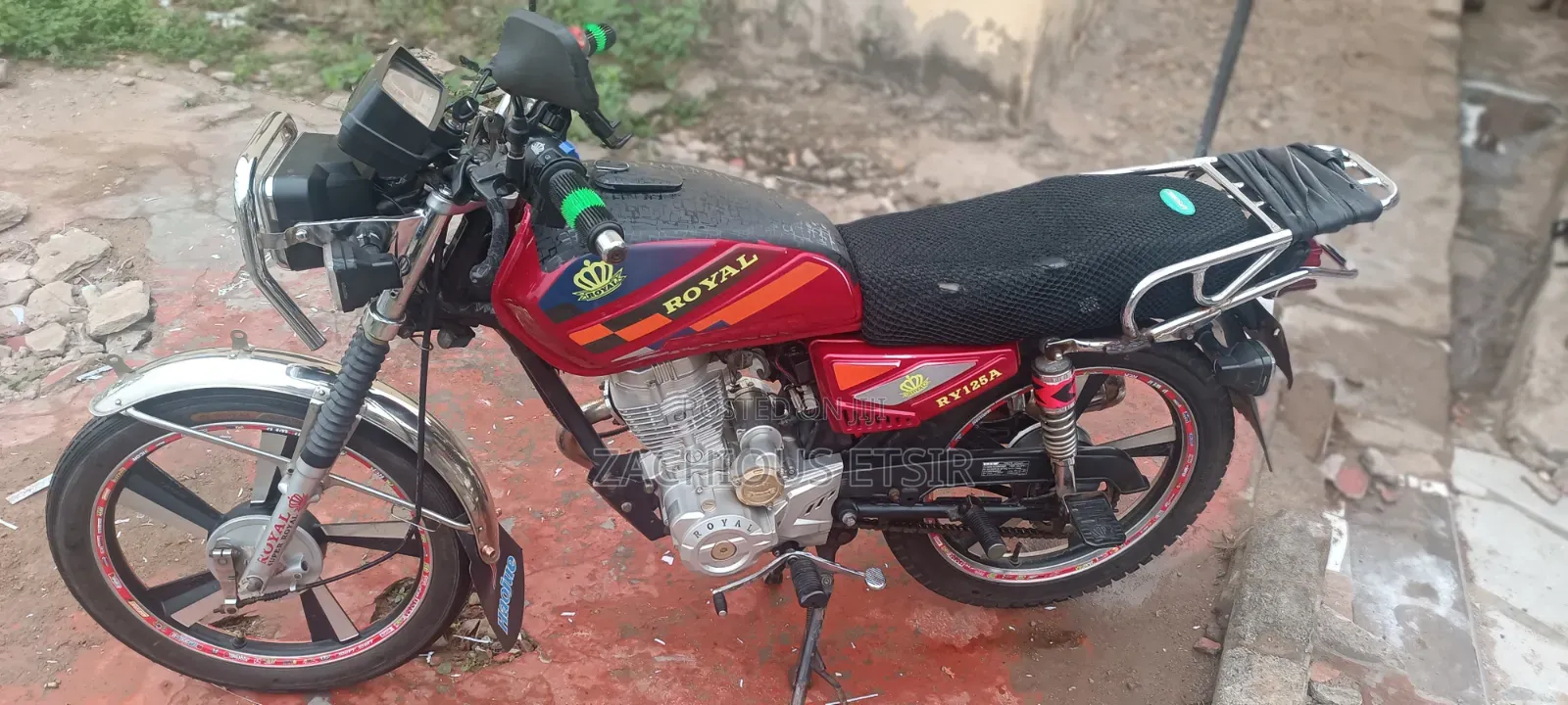 Royal RY125 2024 Red