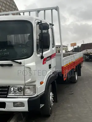 Hyundai Mega 5 Ton Manual Engine