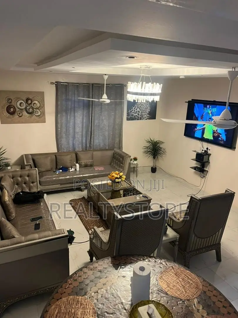 Furnished 4bdrm House in Estate, Accra Metropolitan for rent