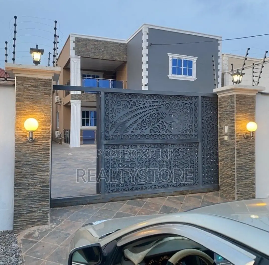 Furnished 4bdrm House in Estate, Accra Metropolitan for rent