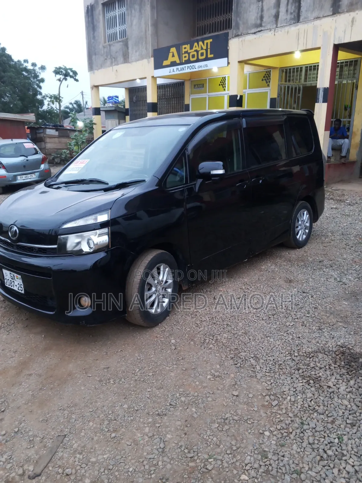 Toyota Voxy 2013 Black