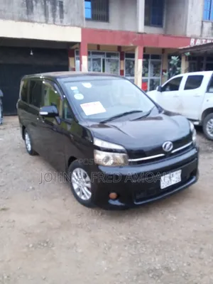 Toyota Voxy 2013 Black