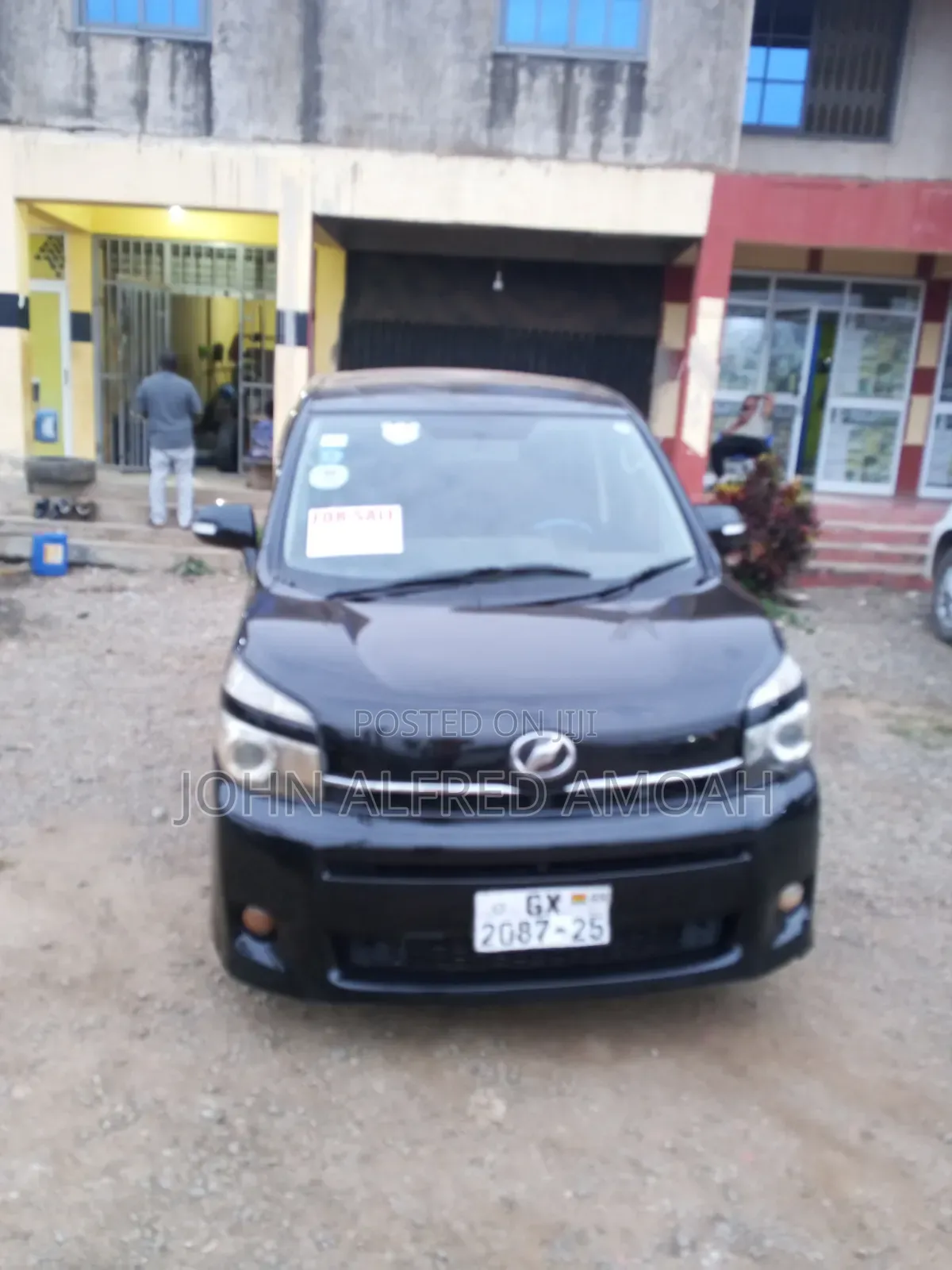 Toyota Voxy 2013 Black