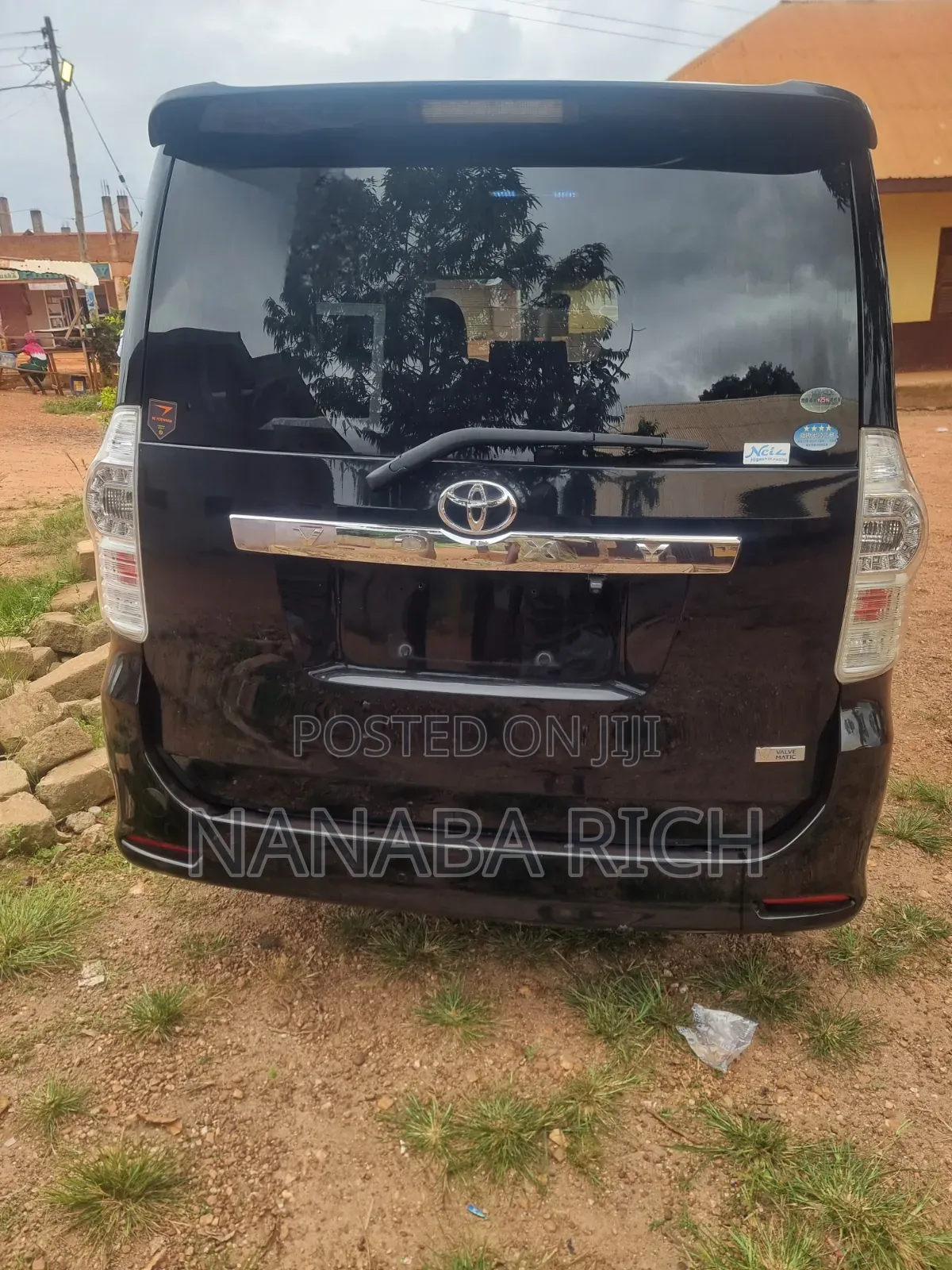 Toyota Voxy 2011 Matt Black