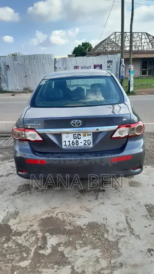 Toyota Corolla 2013 Gray